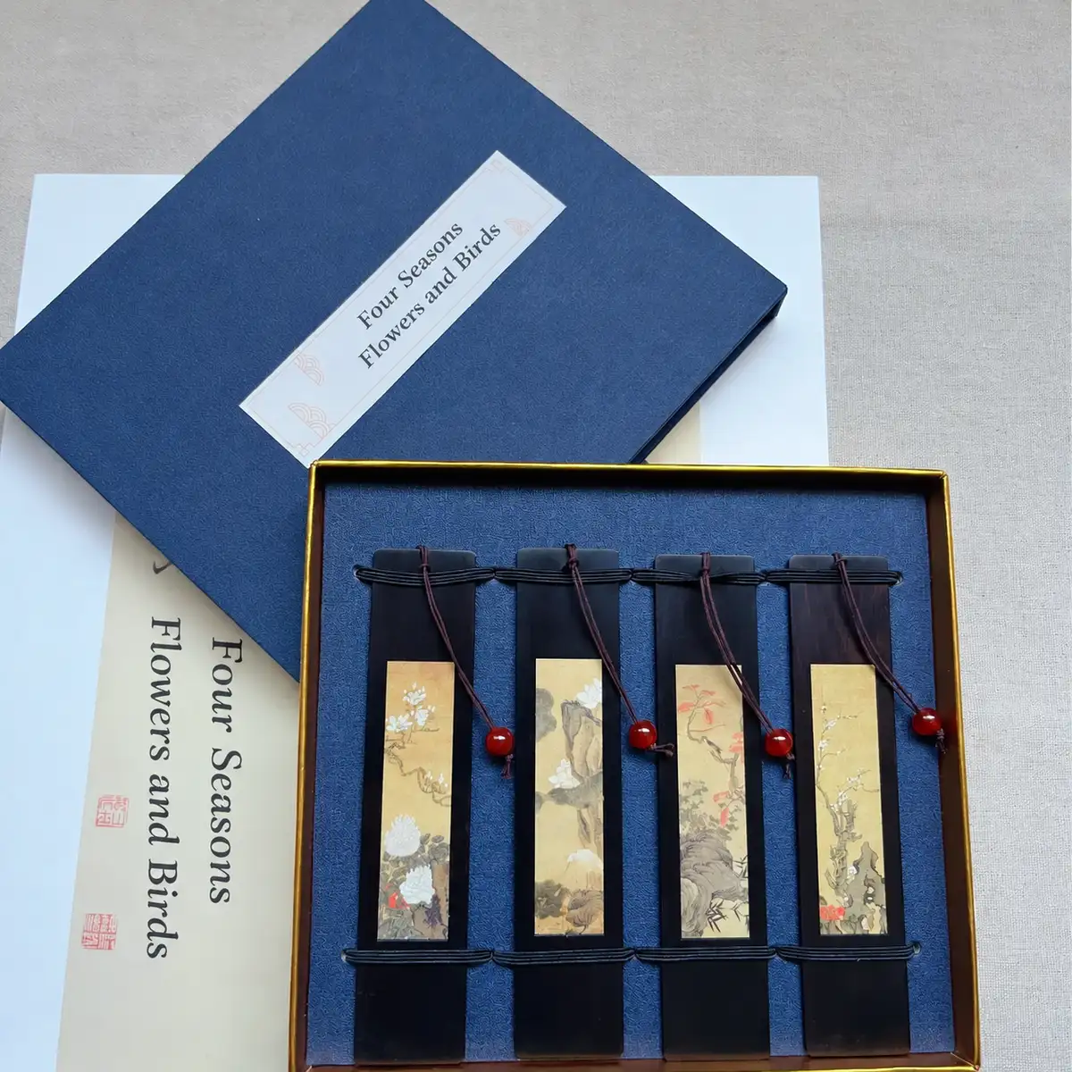 Chinese-Style Classical Wooden Bookmark Gift