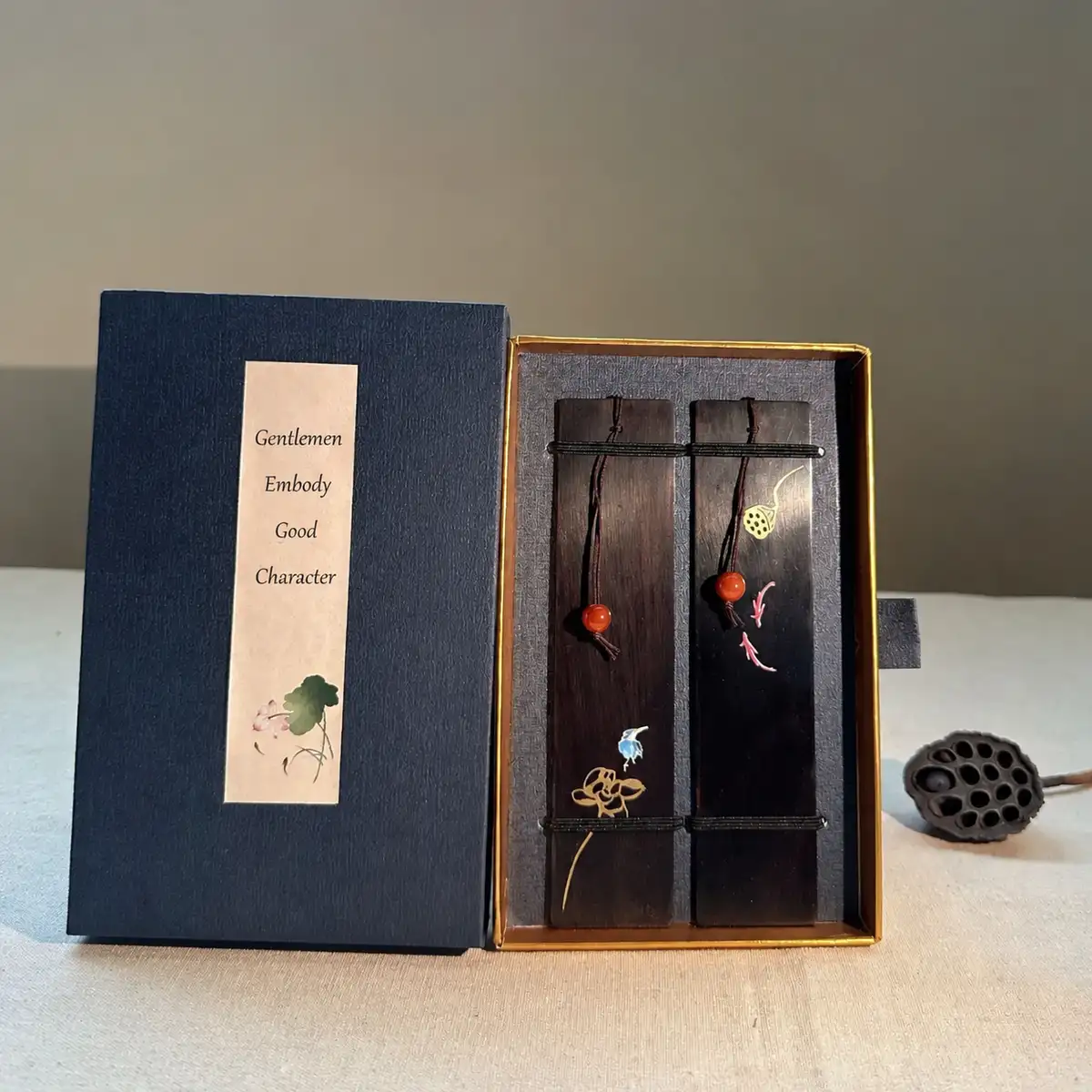 Chinese-Style Classical Wooden Bookmark Gift
