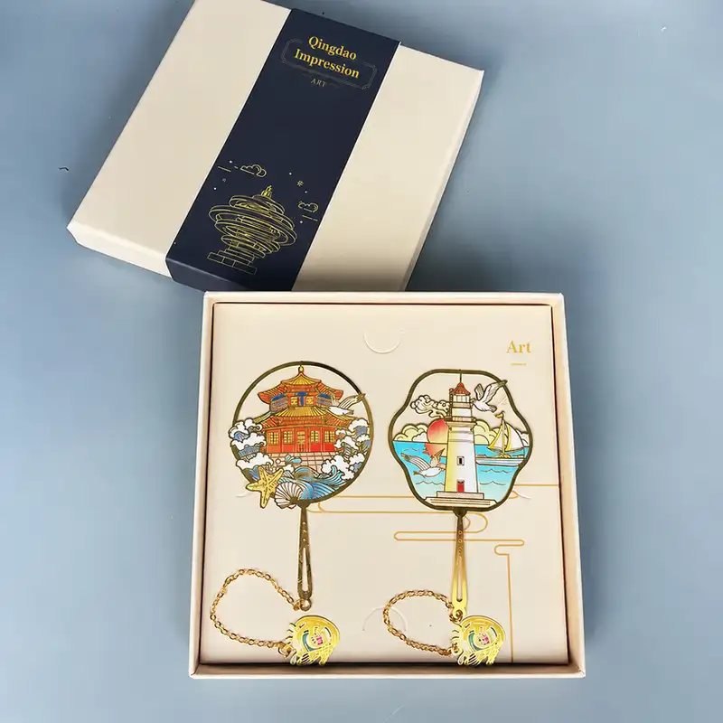 Chinese-Style Hollow Metal Bookmark Souvenir