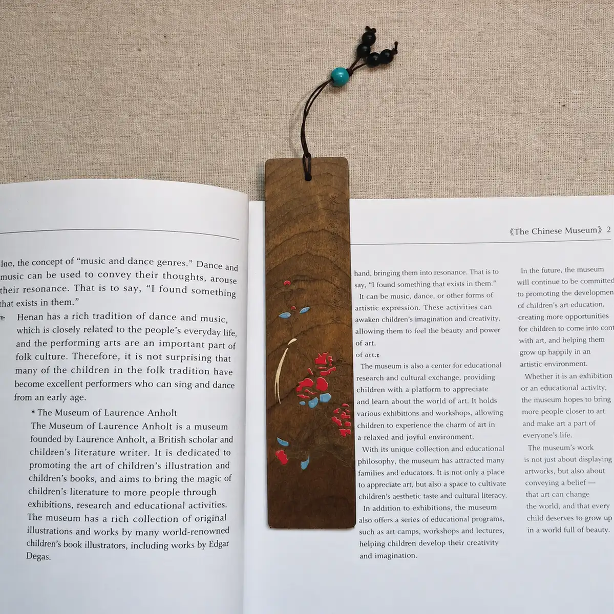 Chinese-Style Classical Wooden Bookmark Gift