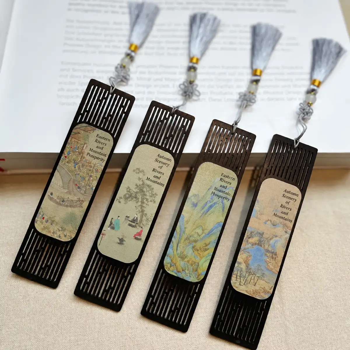 Chinese-Style Classical Wooden Bookmark Gift