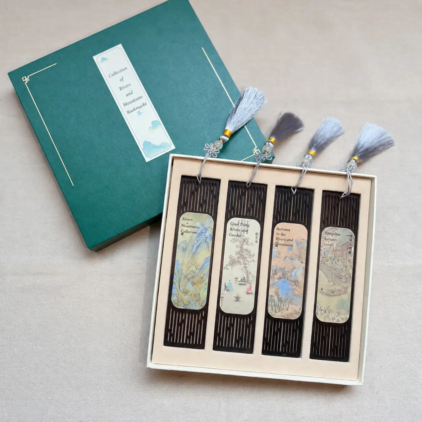 Chinese-Style Classical Wooden Bookmark Gift