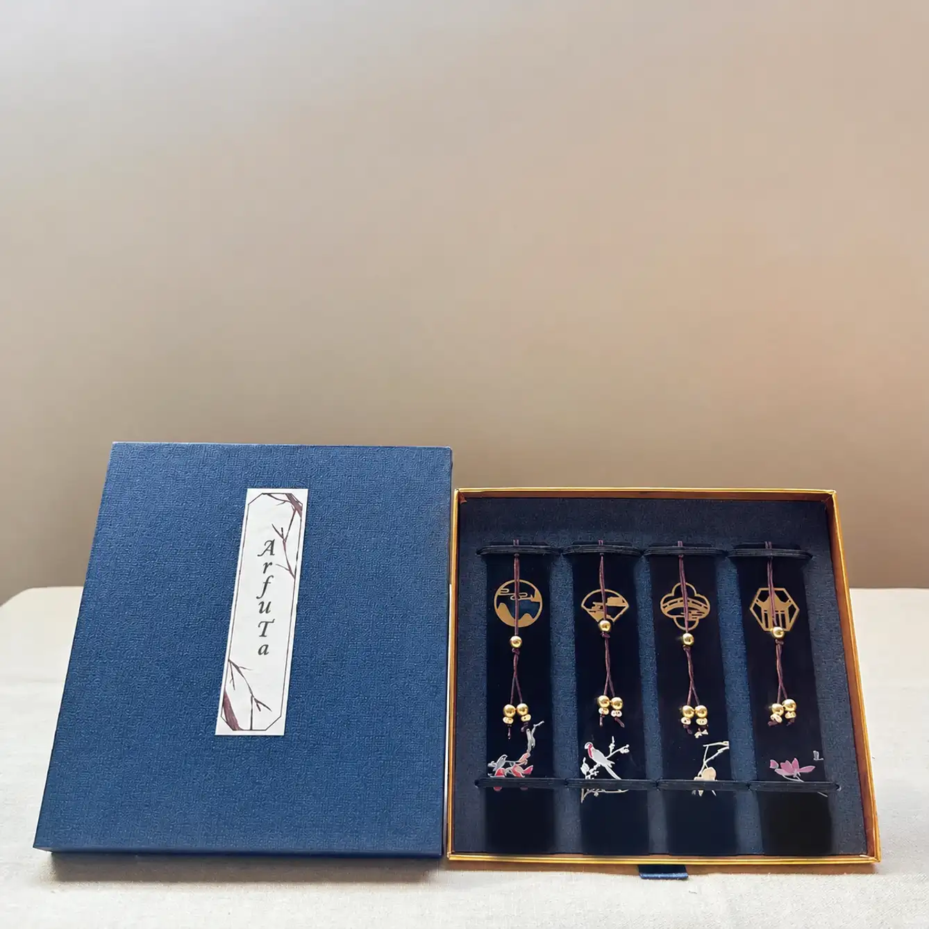 Chinese-Style Classical Wooden Bookmark Gift