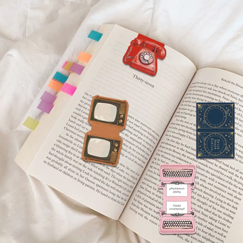 4-Pack Retro Magnetic Bookmarks