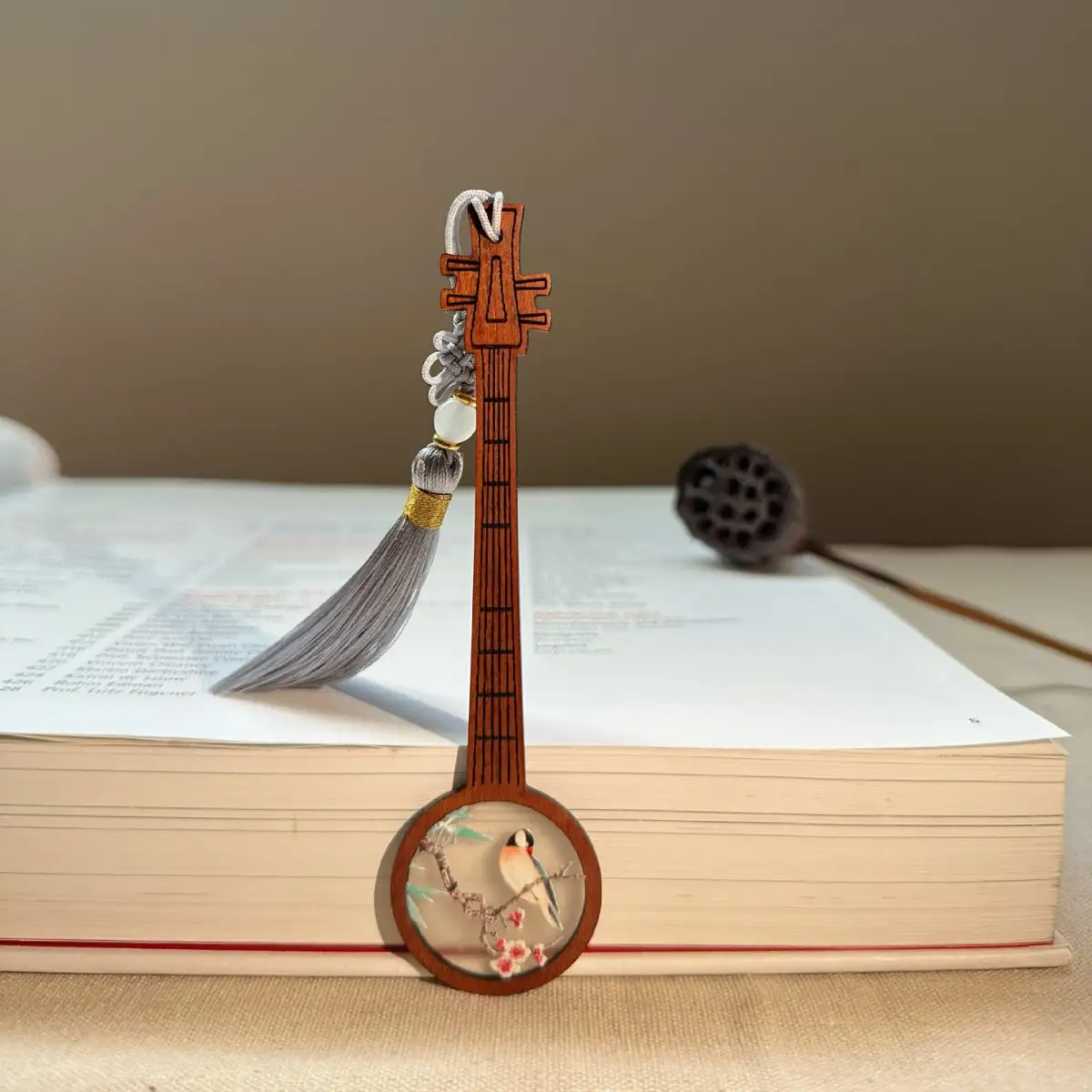 Chinese-Style Classical Wooden Bookmark Gift