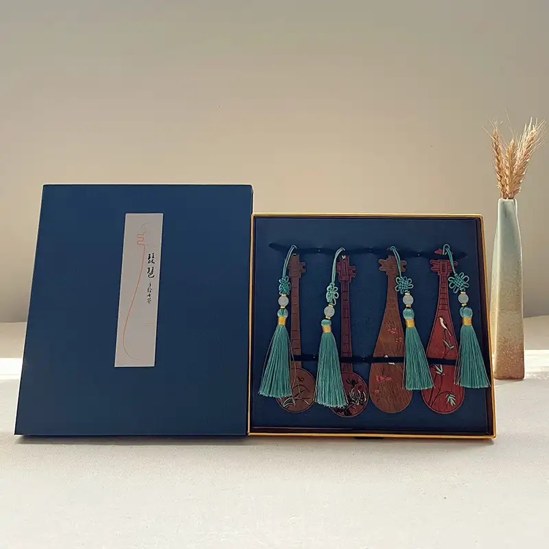 Chinese-Style Classical Wooden Bookmark Gift