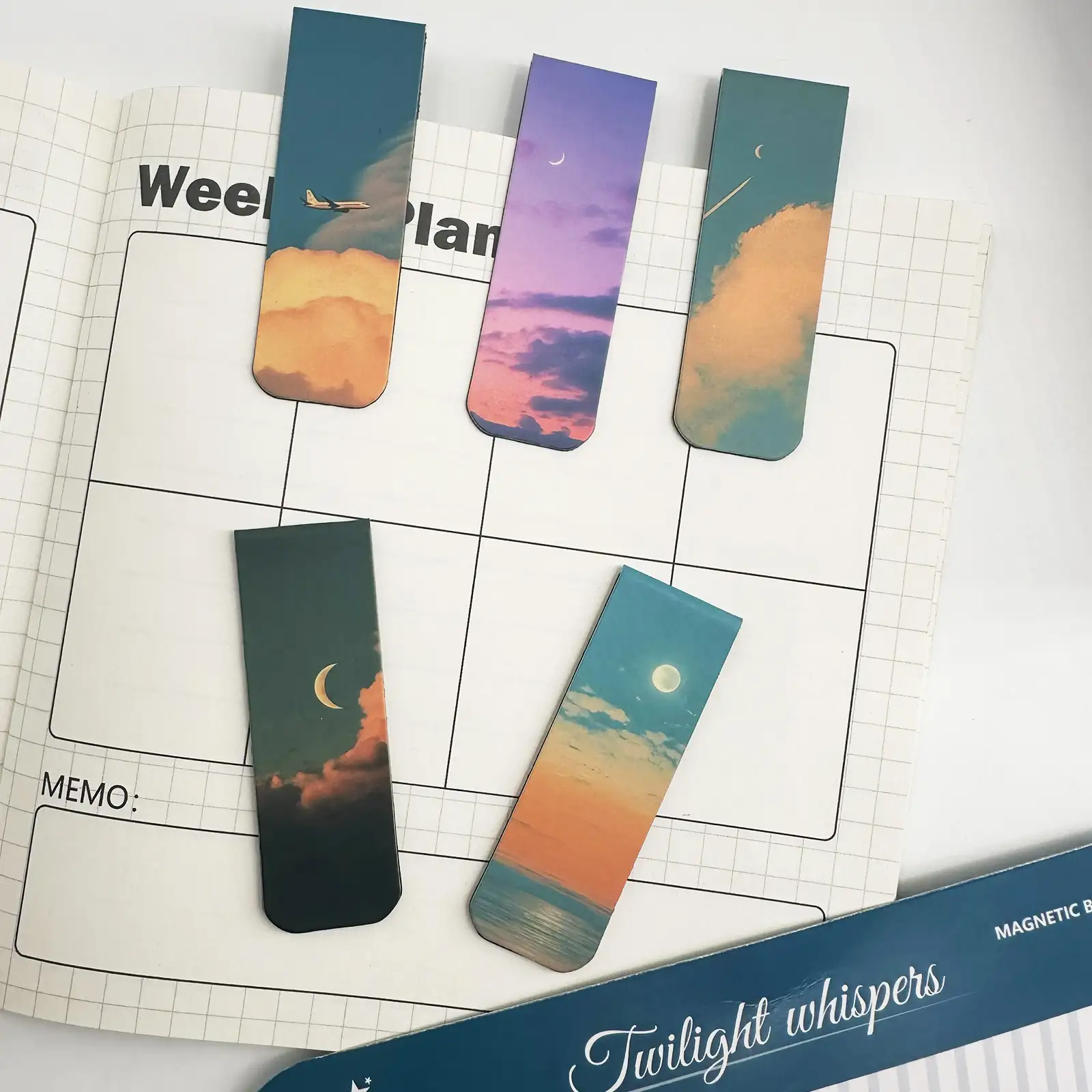 Twilight Art Magnetic Bookmark Clip