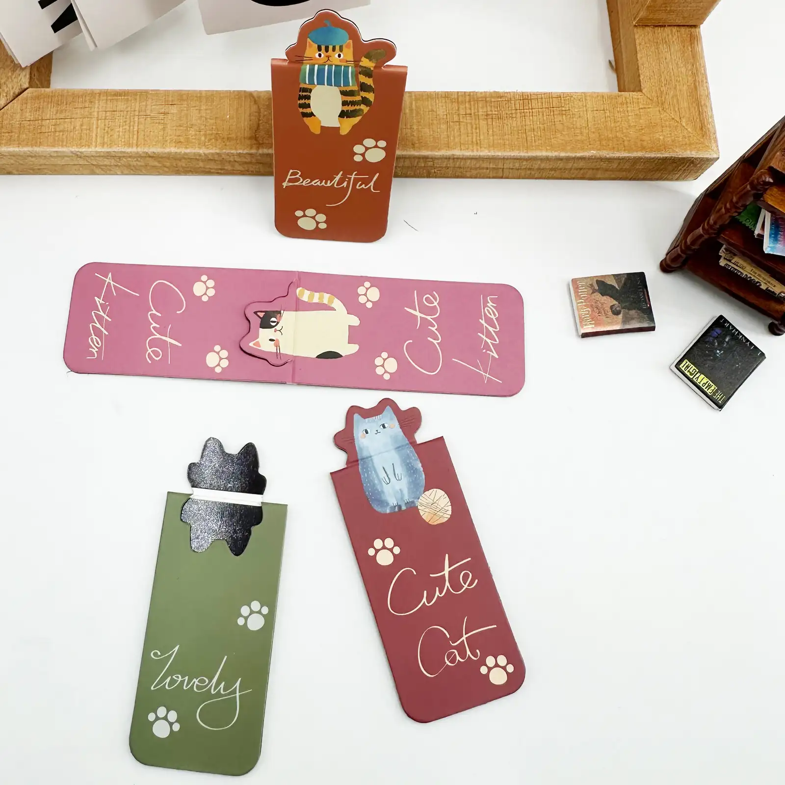 Cute Cat Magnetic Bookmark