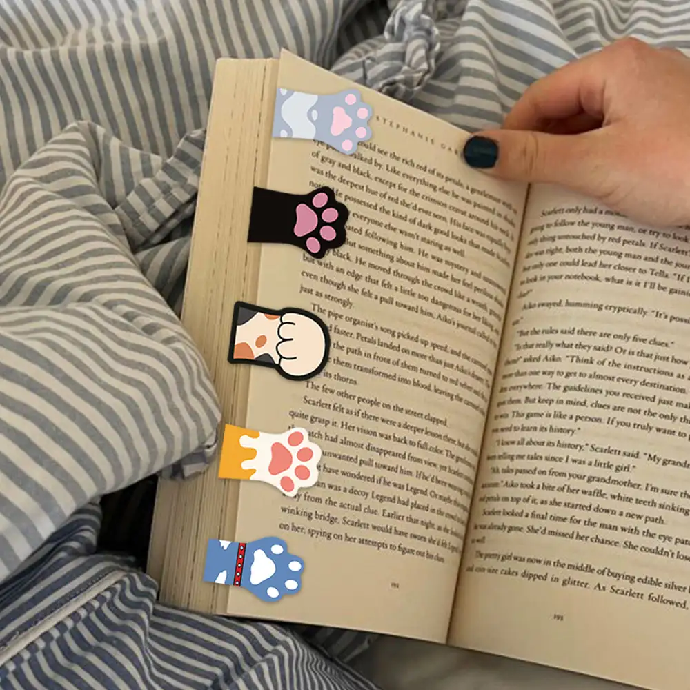 Cartoon Cat Paw Magnetic Bookmarks, 5-Pack