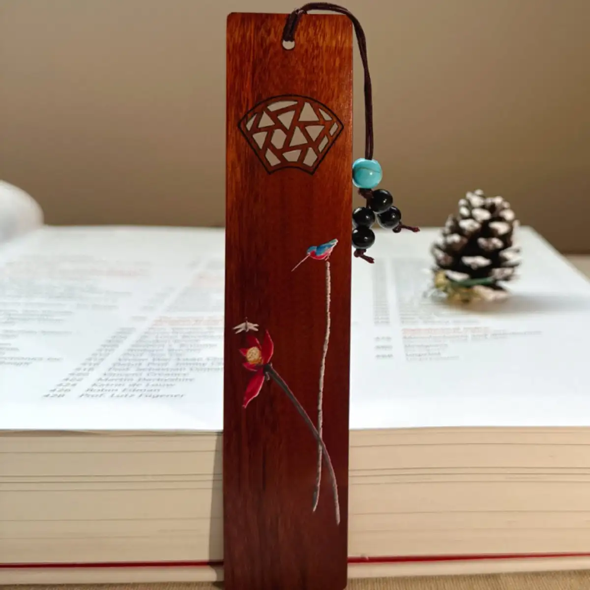 Chinese-Style Classical Wooden Bookmark Gift