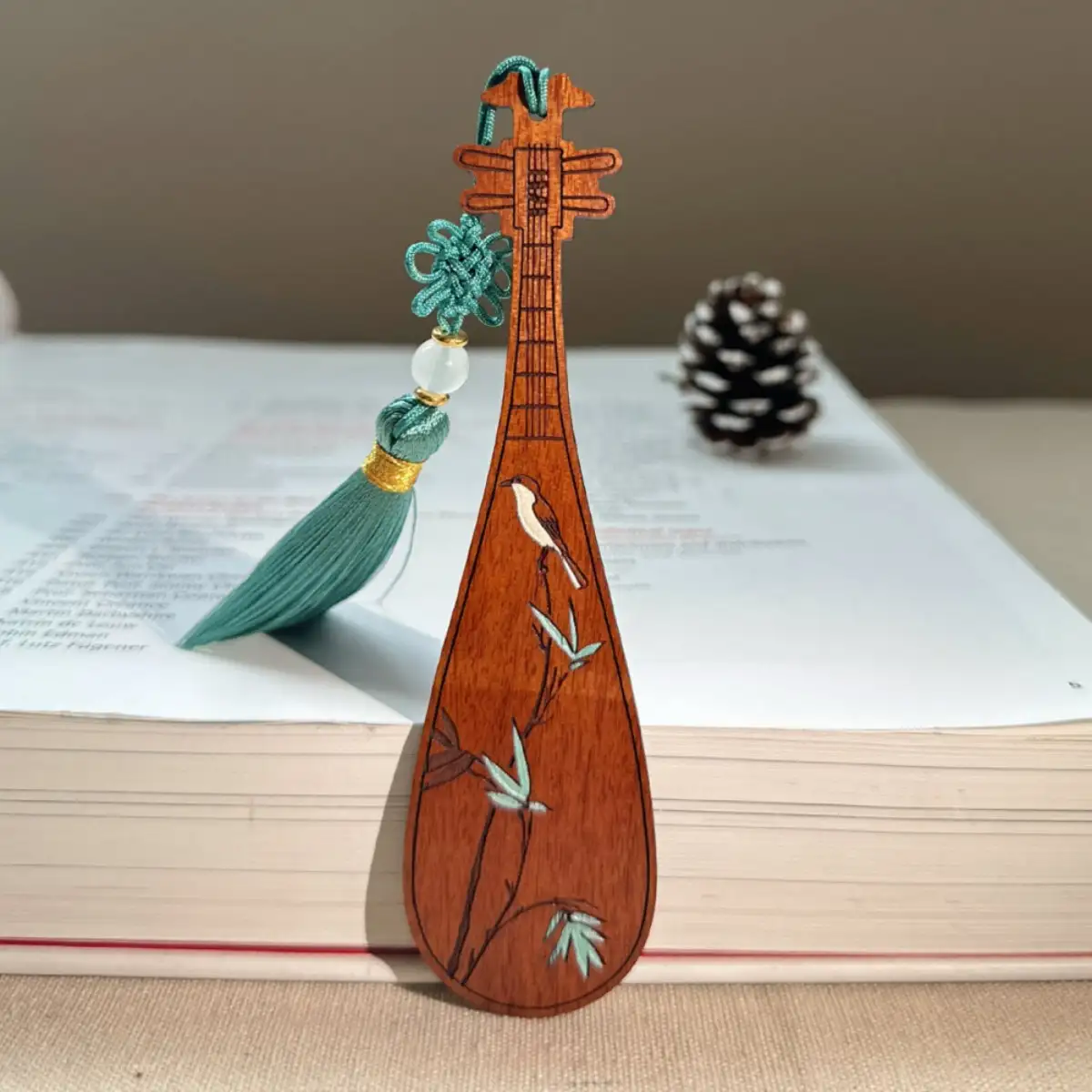 Chinese-Style Classical Wooden Bookmark Gift