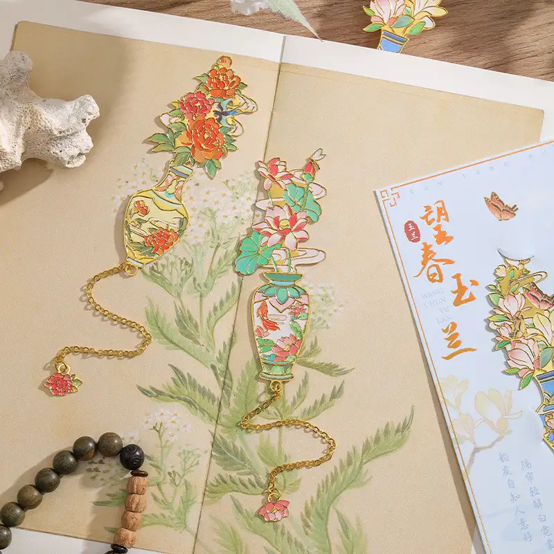 Elegant Floral Hollow Metal Bookmark