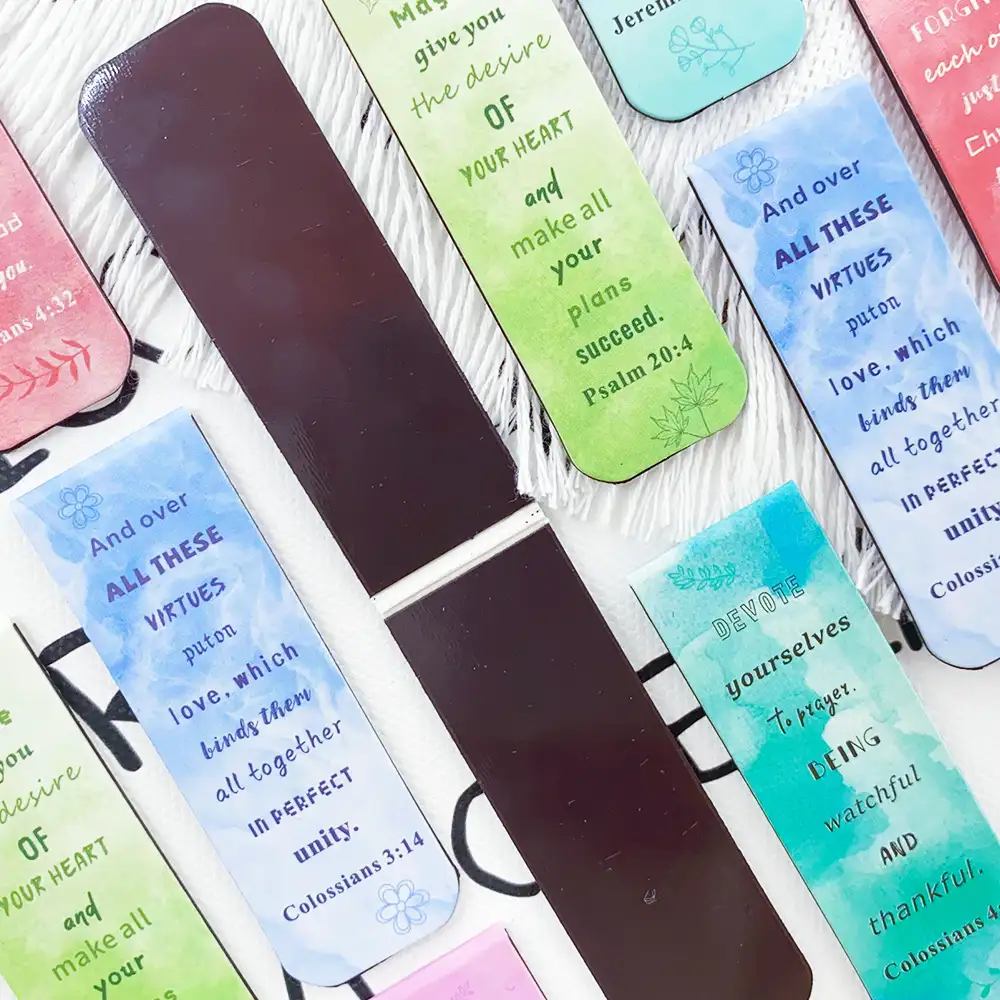 5-Pack Magnetic Bookmarks for Students