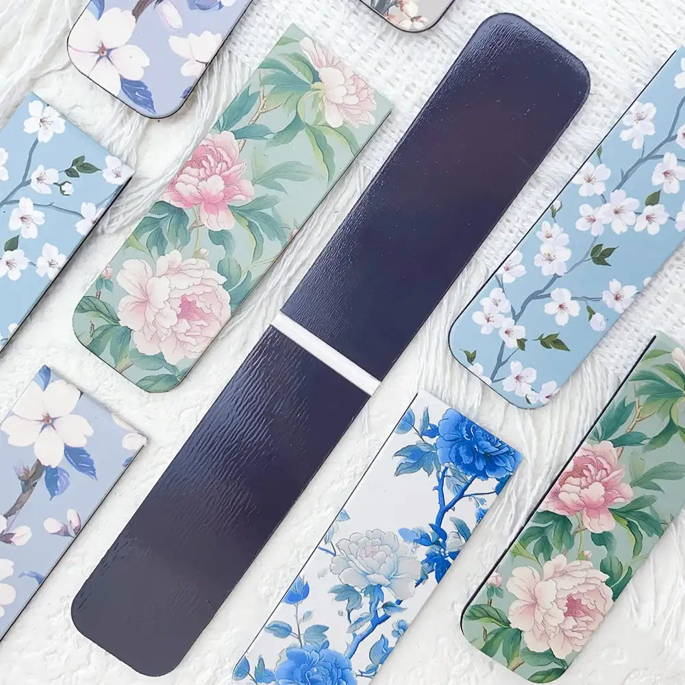 5-Pack Cartoon Flower Magnetic Bookmarks