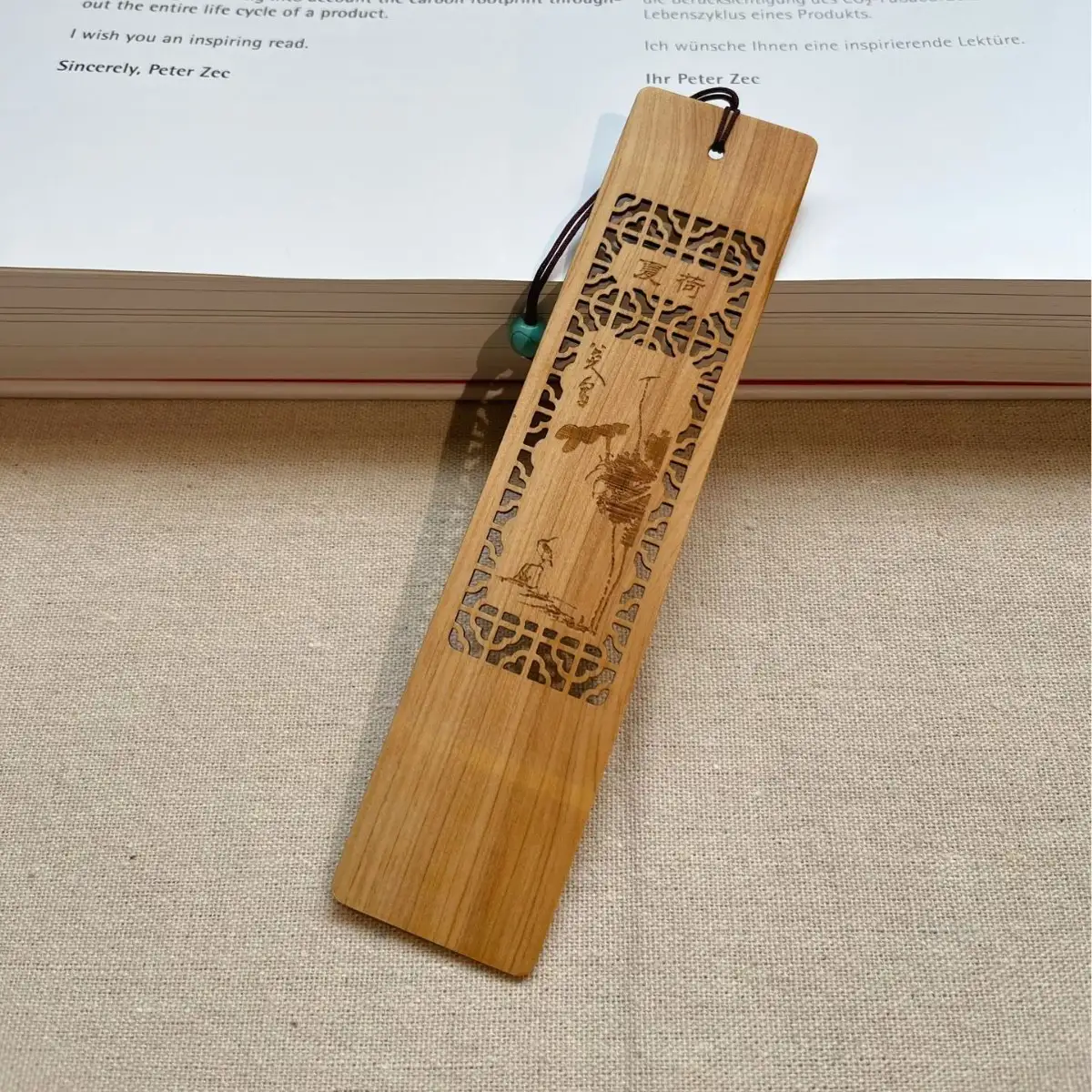 Chinese-Style Classical Wooden Bookmark Gift