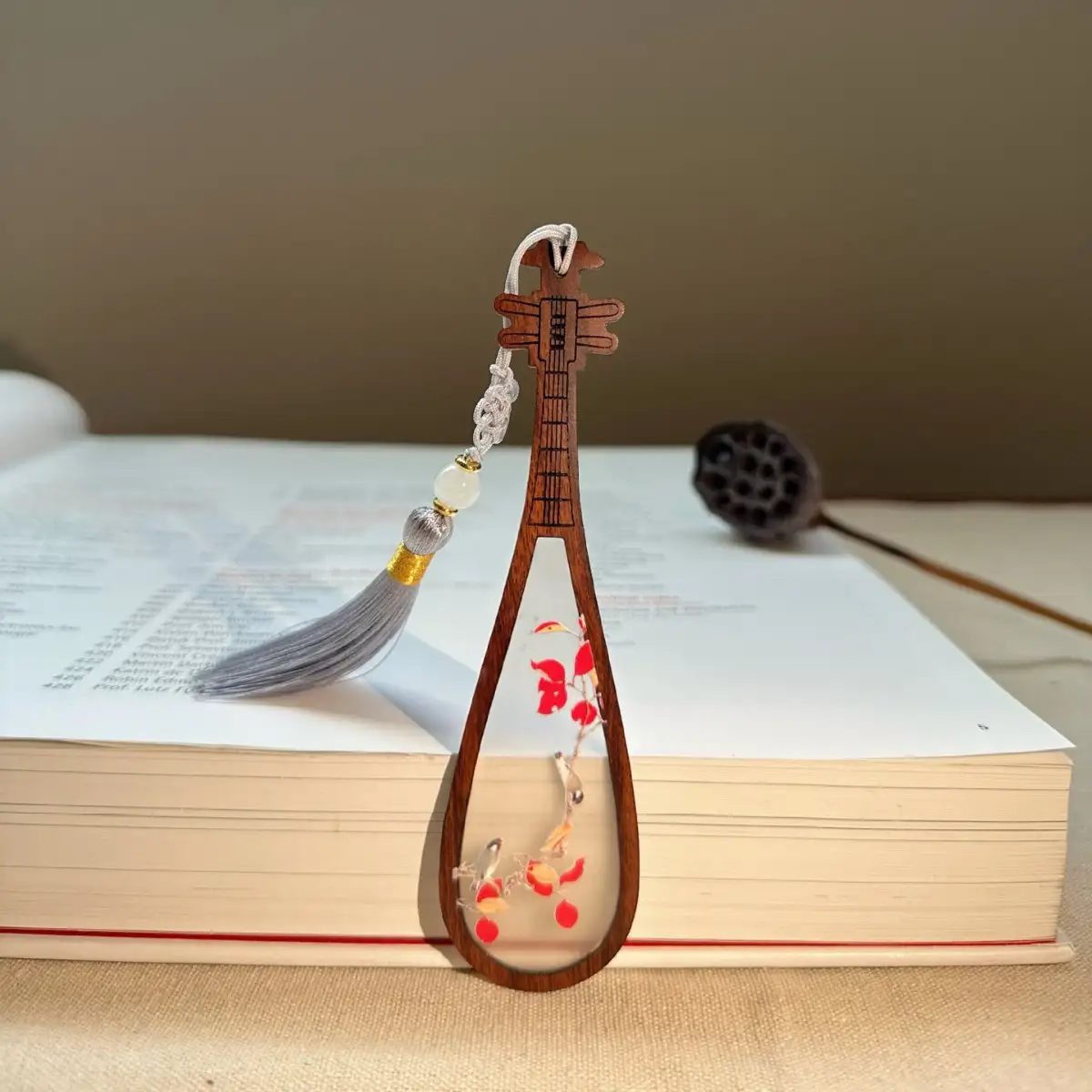Chinese-Style Classical Wooden Bookmark Gift
