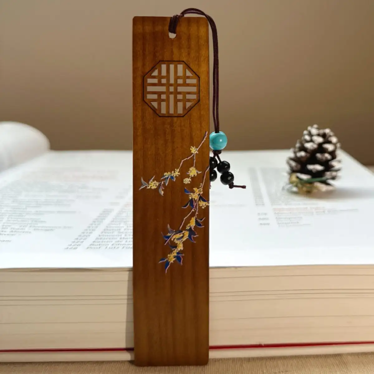 Chinese-Style Classical Wooden Bookmark Gift